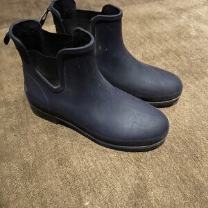 Helly Hansen Rain boots size 6